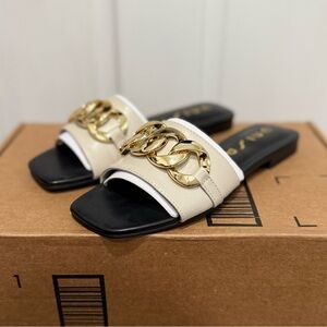 SZ 6 Unisa Women's Slides Cream and Gold Size 6W
